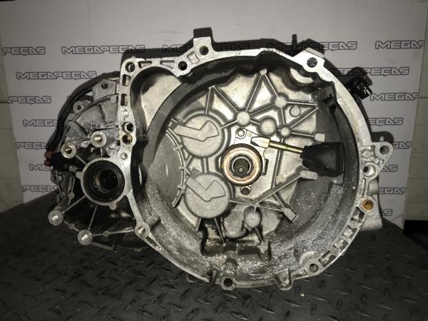 Caixa de velocidades manual MITSUBISHI Space Star Combi (DG_A)