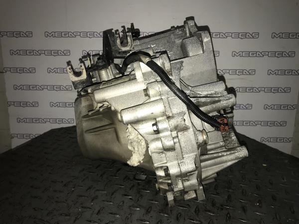 Caixa de velocidades manual MITSUBISHI Space Star Combi (DG_A) Imagem-1