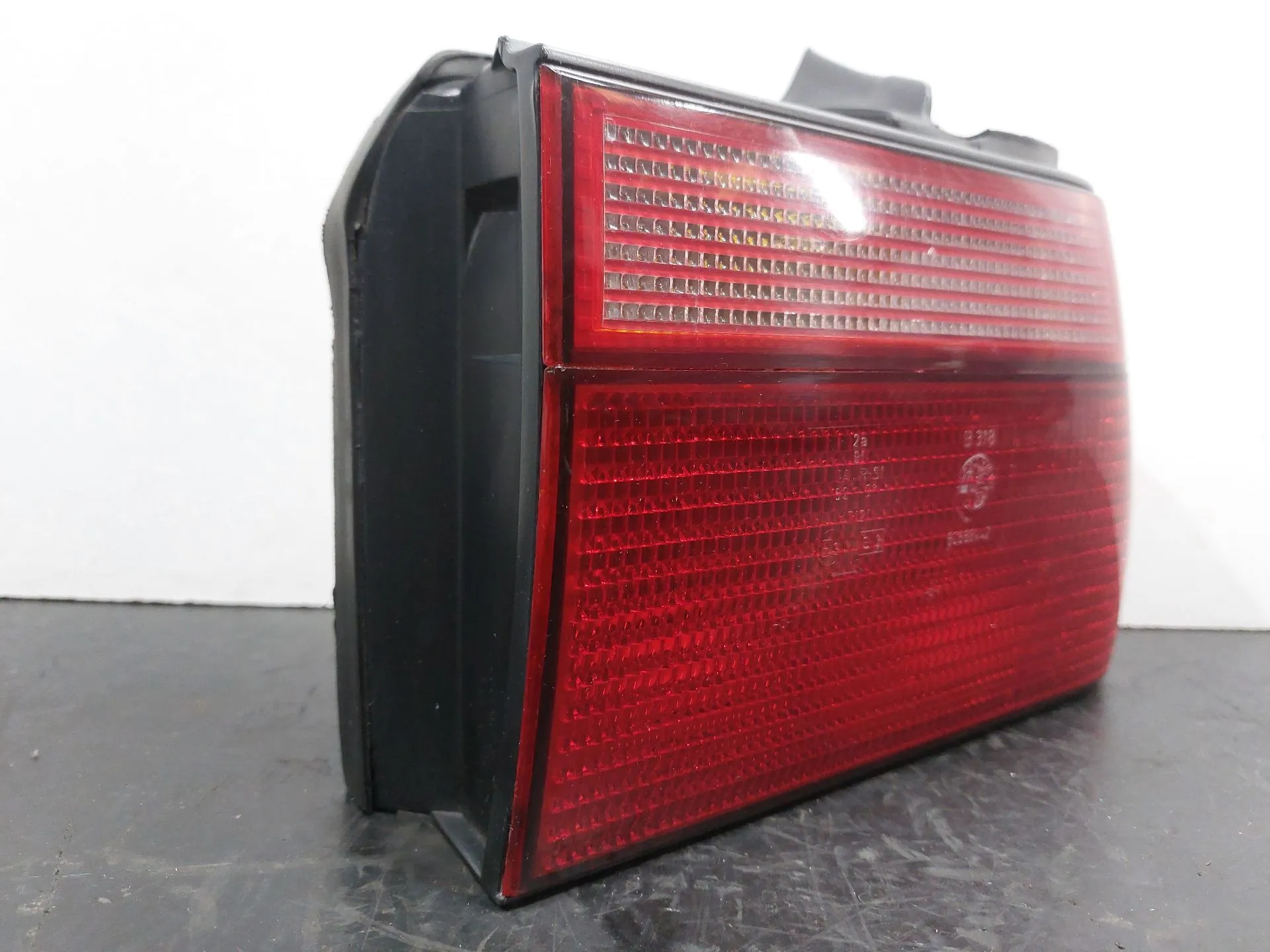 Right Tail light ALFA ROMEO 155 (167_) Imagem-1