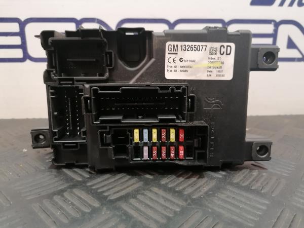 Fuse box / SAM / BSI OPEL Corsa D Imagem-1