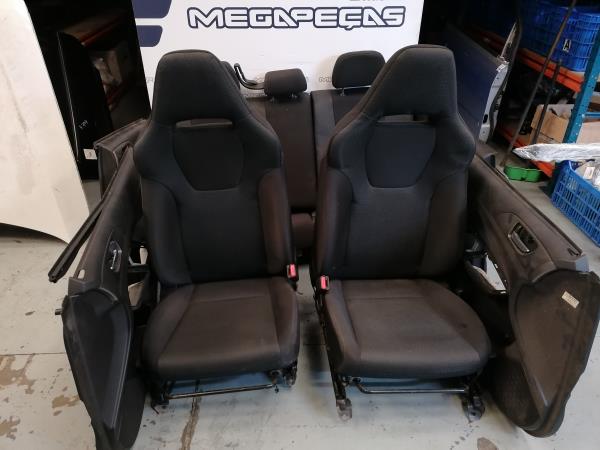 Conjunto de bancos SUBARU Impreza Hatchback (GR, GH, G3)