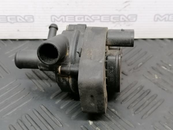 Bomba de agua MERCEDES-BENZ Classe E Coupé (C207)