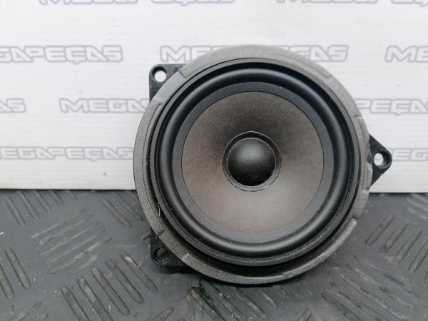 Sound system column / Speakers  BMW 1 (E87) Imagem-1