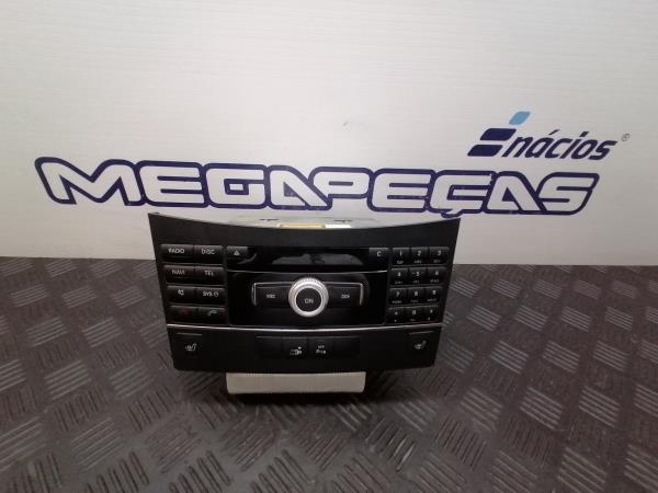 Rádio / auto-rádio MERCEDES-BENZ Classe E Coupé (C207)