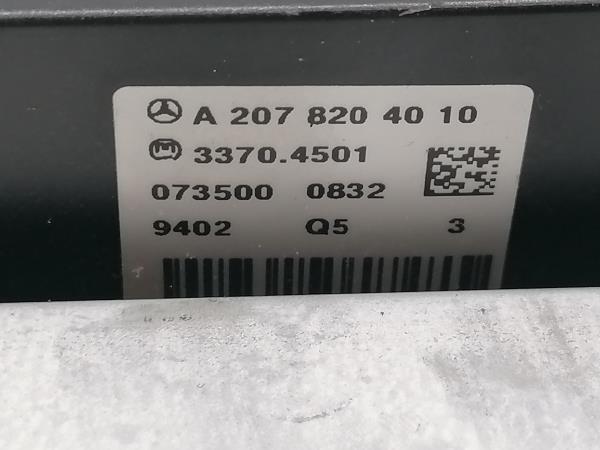 Rádio / auto-rádio MERCEDES-BENZ Classe E Coupé (C207) Imagem-10