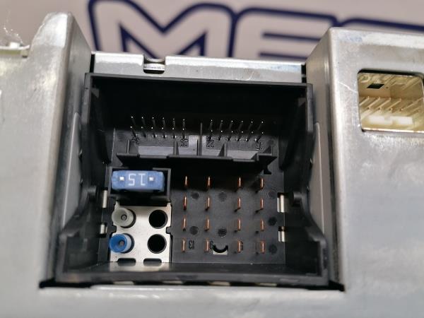 Rádio / auto-rádio MERCEDES-BENZ Classe E Coupé (C207) Imagem-1