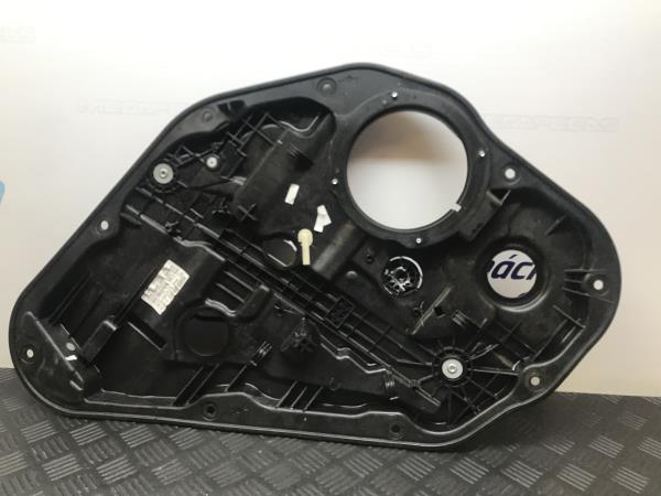Elevalunas trasero izquierdo HYUNDAI i30 (GD)