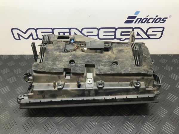 Boîte à gants MERCEDES-BENZ Classe E Coupé (C207) Imagem-3