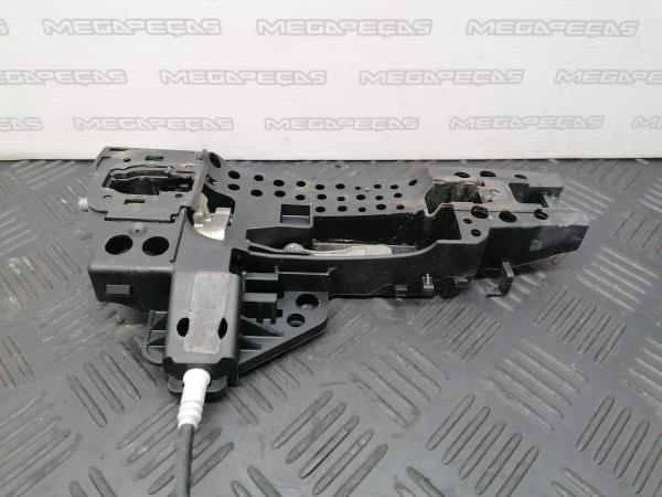 Suporte puxador porta trás direito AUDI Q5 (8R)