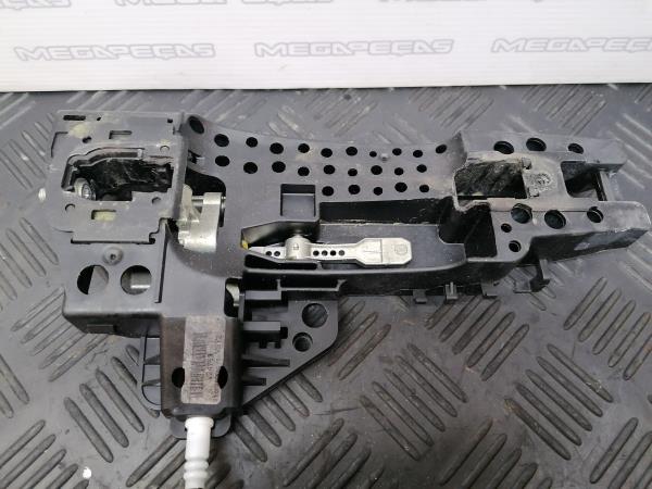 Support poignée porte arrière Droite AUDI Q5 (8R) Imagem-1
