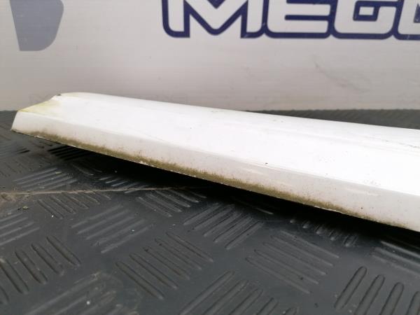 Modanatura porta posteriore destra AUDI Q5 (8R) Imagem-1