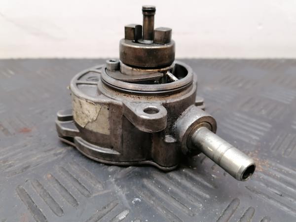 Bomba de vácuo do sistema de travagem MERCEDES-BENZ Classe C (W204) Imagem-4