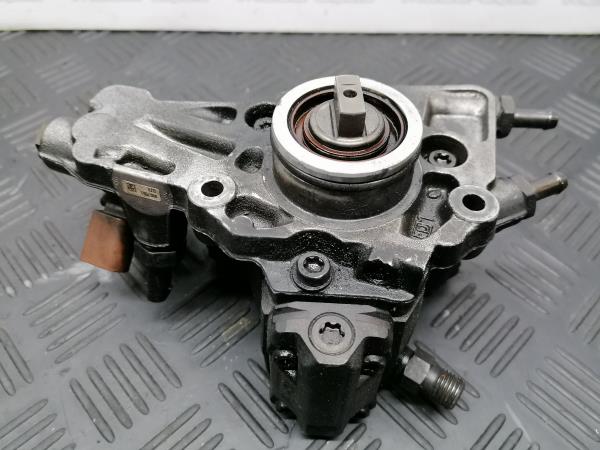 Bomba injetora MERCEDES-BENZ Classe C (W204) Imagem-2