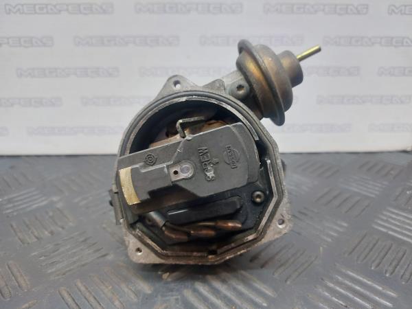 Distribuidor / Delco  NISSAN Primera Sedan (P10) Imagem-4