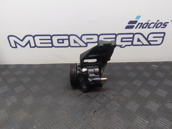 Bomba de dirección RENAULT Trafic (TXX)
