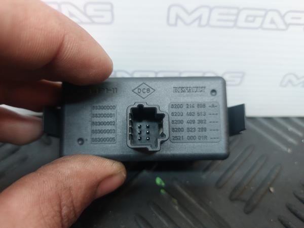 Botón / interruptor de 4 intermitentes RENAULT Megane III (BZ0_) Imagem-5