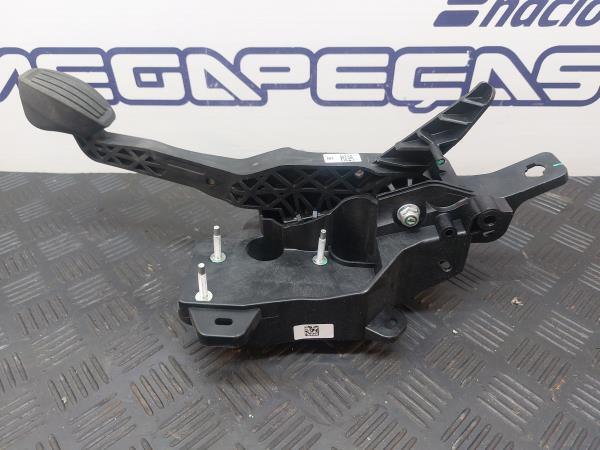 Pedal PEUGEOT 208 II Imagem-3