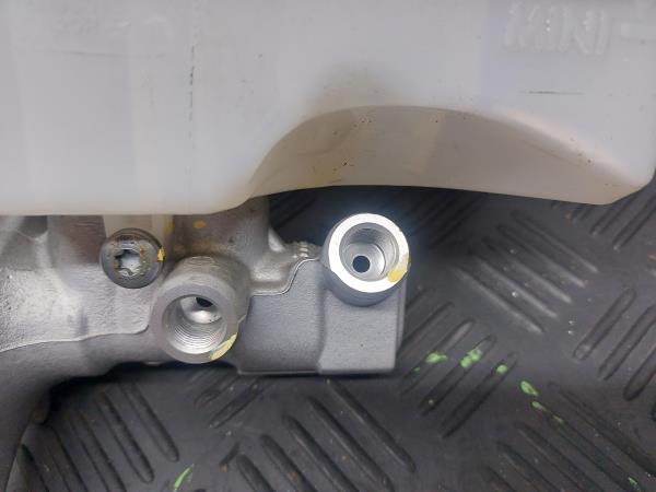 Bomba central dos travões DACIA Sandero II (5S_) Imagem-3