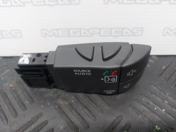 Comando do rádio DACIA Sandero II (5S_) Imagem-2