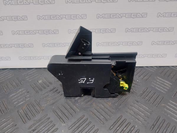 Fechadura / fecho porta frente esquerdo DACIA Sandero II (5S_)