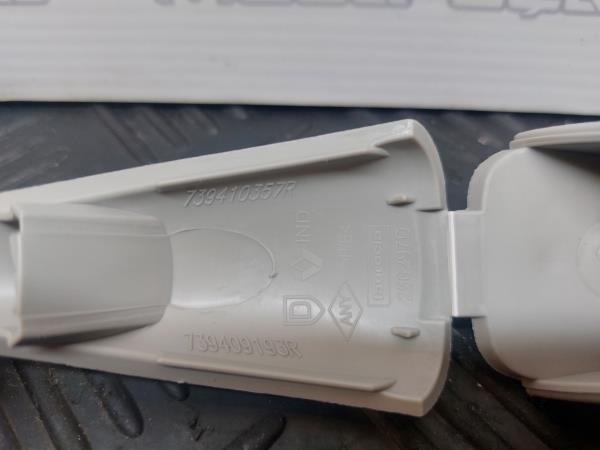 Pega do tejadilho DACIA Sandero II (5S_) Imagem-1