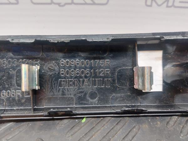 Friso da porta frente direita DACIA Sandero II (5S_) Imagem-3