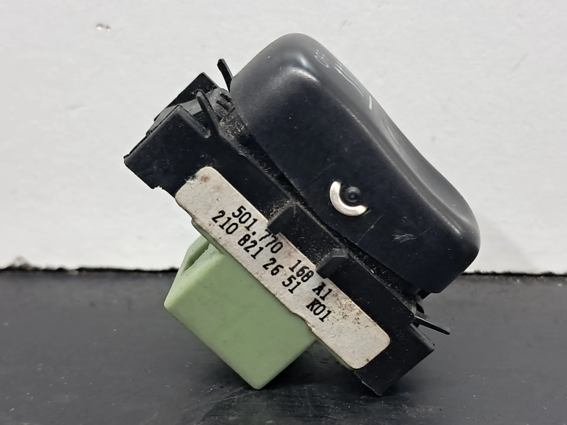 Commande / interrupteur multifonctions MERCEDES-BENZ Classe C (W202) Imagem-1
