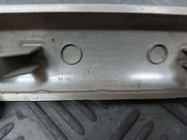 Friso tablier RENAULT Clio II Société (SB0/1/2_) Imagem-2