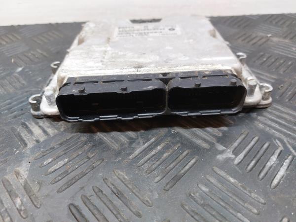 Engine control unit / ECU CHRYSLER Voyager IV (RG, RS) Imagem-2