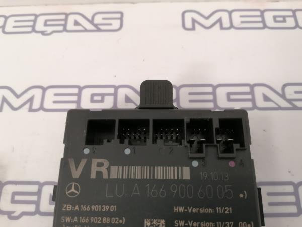 Right front Door Unit Module MERCEDES-BENZ Classe A (W176) Imagem-2