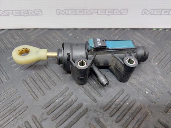 Pompe d'embrayage BMW X3 (E83) Imagem-1