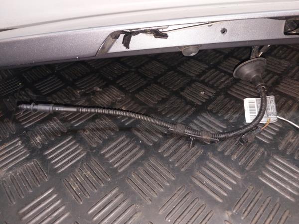 Becquet de coffre BMW X3 (E83) Imagem-2