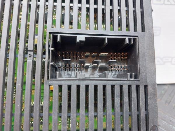 Centralina luci BMW X3 (E83) Imagem-1