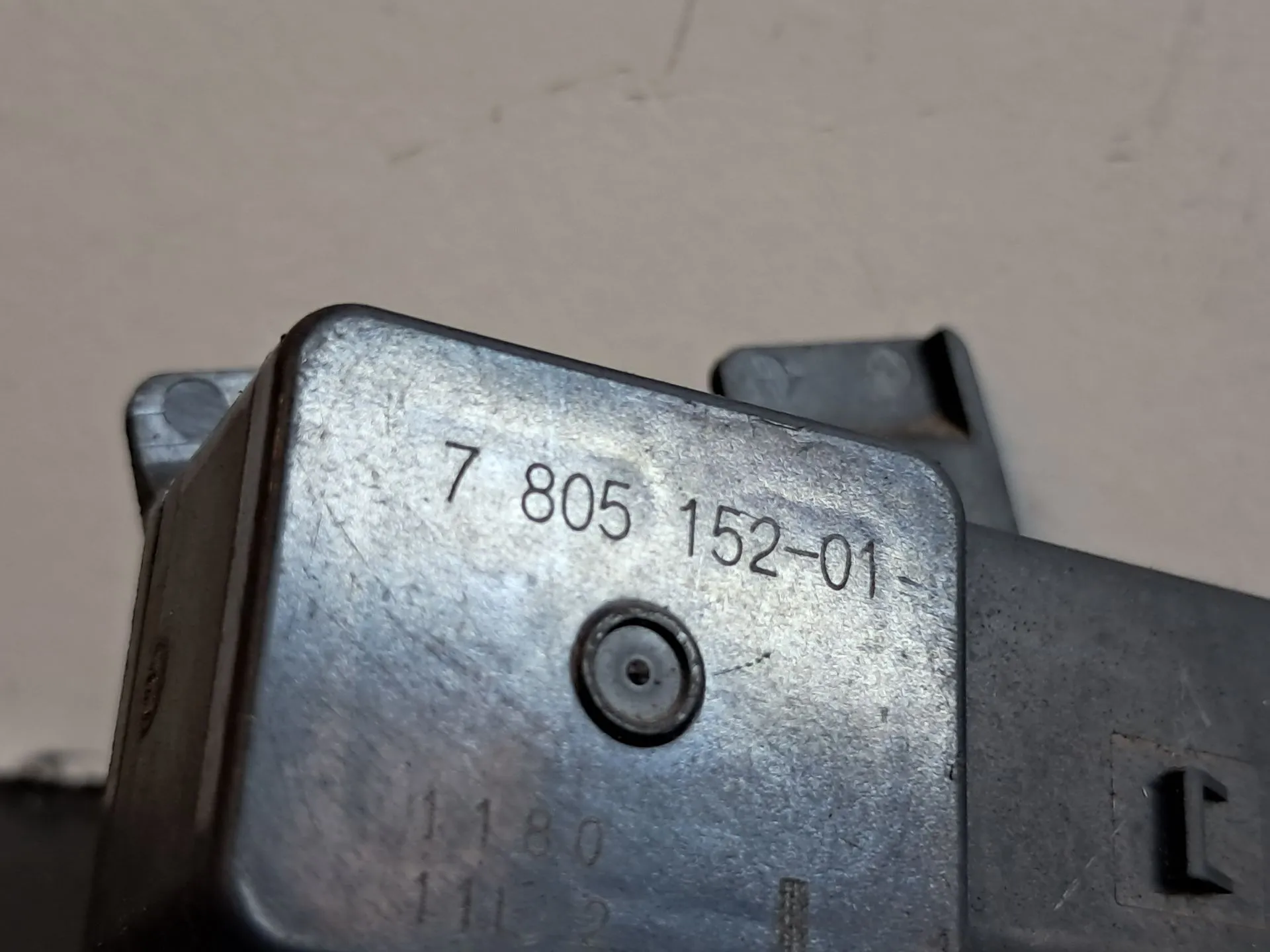 Sonda lambda BMW 1 (E81) Imagem-1