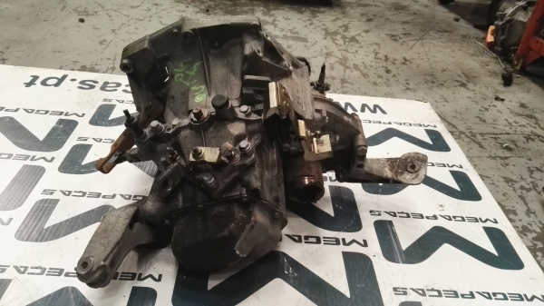 Caixa de velocidades manual FIAT Punto (176_) Imagem-1