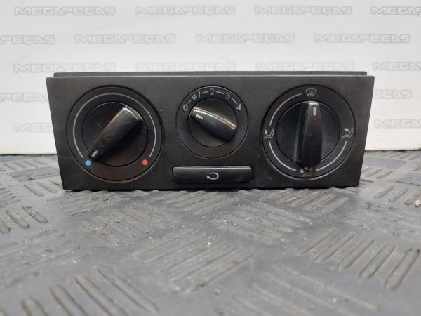 Commande chauffage VOLKSWAGEN Golf IV (1J1)