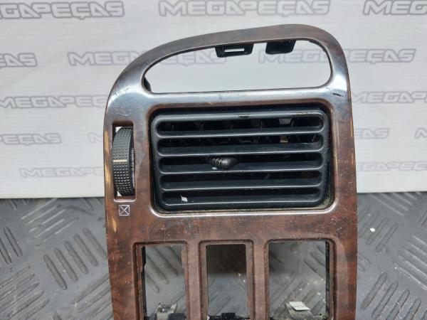 Difusor / saída de ar TOYOTA Avensis Sedan (_T22_) Imagem-1