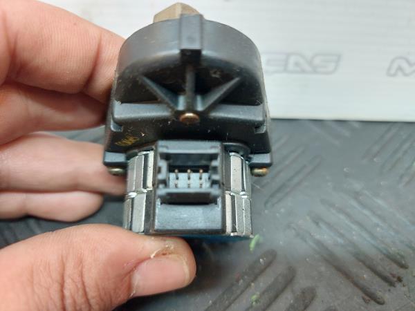 Moteur de volet de chauffage BMW 8 (E31) Imagem-3