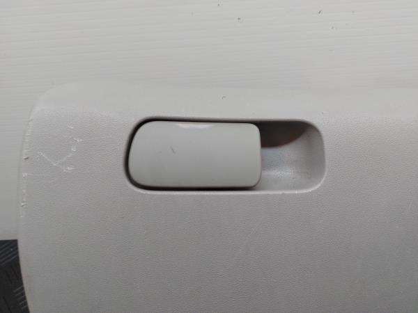 Guantera KIA Ceed SW (ED) Imagem-1