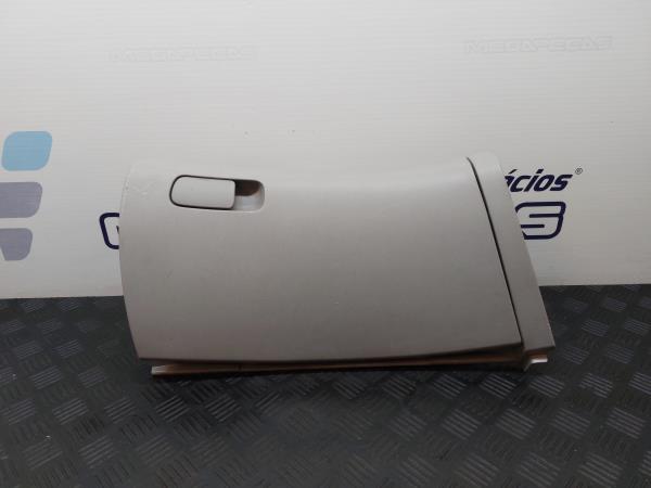 Guantera KIA Ceed SW (ED)