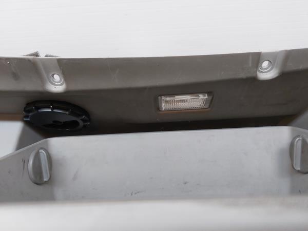 Guantera KIA Ceed SW (ED) Imagem-3