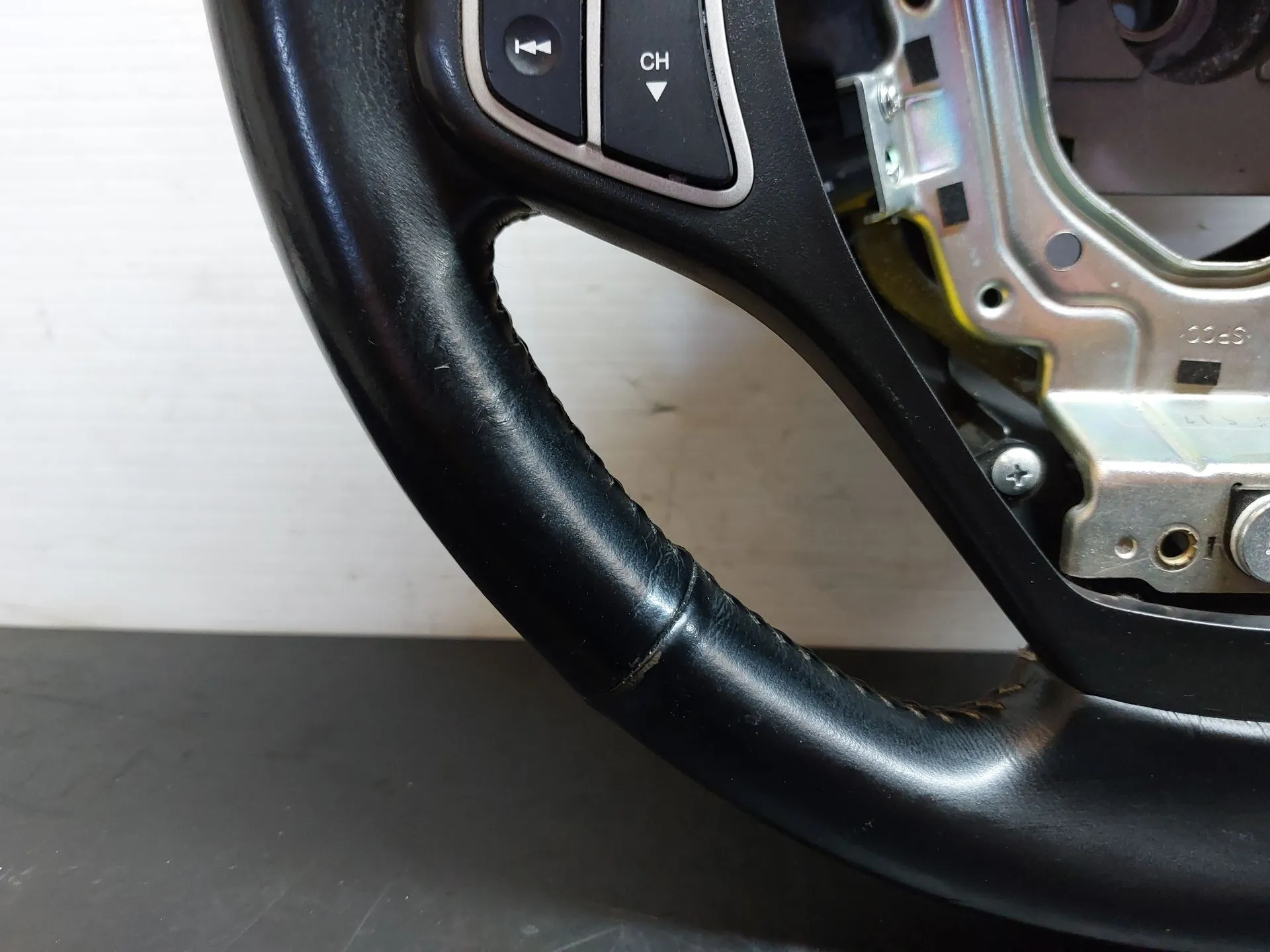 Volante de dirección KIA Ceed SW (ED) Imagem-2