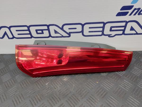 Piloto derecho KIA Ceed SW (ED) Imagem-1