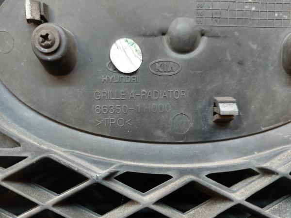 Front grille KIA Ceed SW (ED) Imagem-5