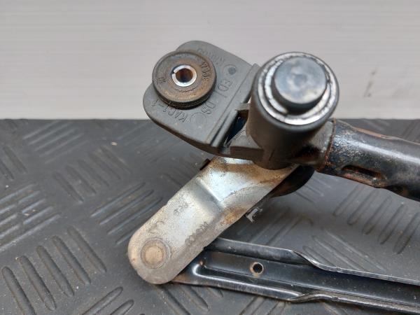 Mecanismo  / Armação KIA Ceed SW (ED) Imagem-6