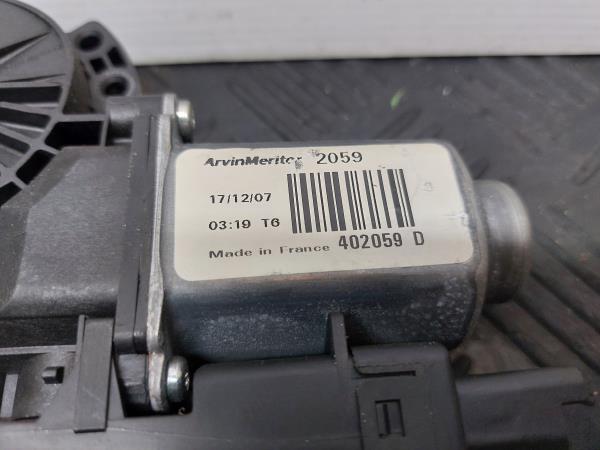 Moteur lève-vitre arrière gauche KIA Ceed SW (ED) Imagem-4