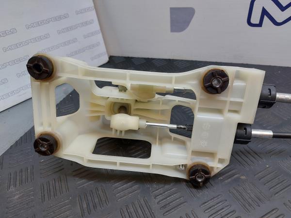 Selector de caja de cambios KIA Ceed SW (ED) Imagem-8