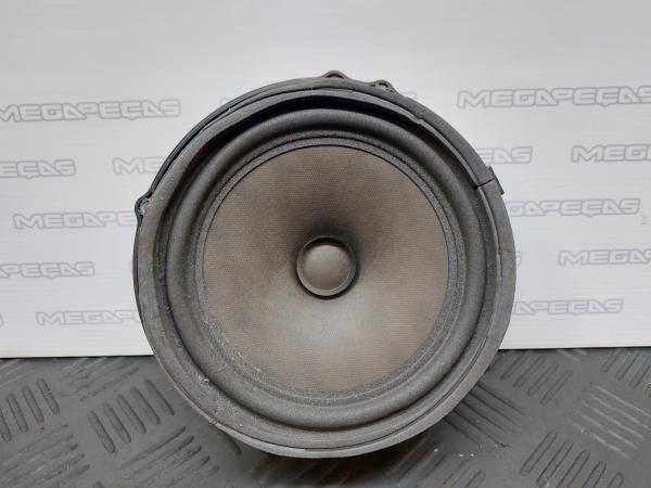 Columna de sonido KIA Ceed SW (ED)