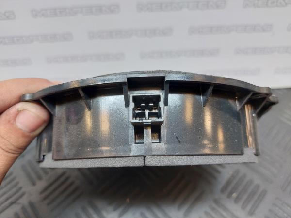 Columna de sonido KIA Ceed SW (ED) Imagem-4