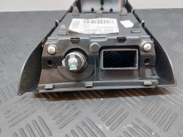 Moldura consola central / radio / aro KIA Ceed SW (ED) Imagem-4